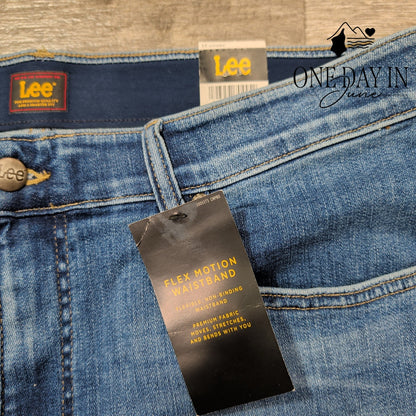 Lee Mid Rise Bootcut Jeans Size 16 Short