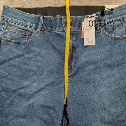 Lane Bryant Plus Size High Rise Straight Jeans Size 22