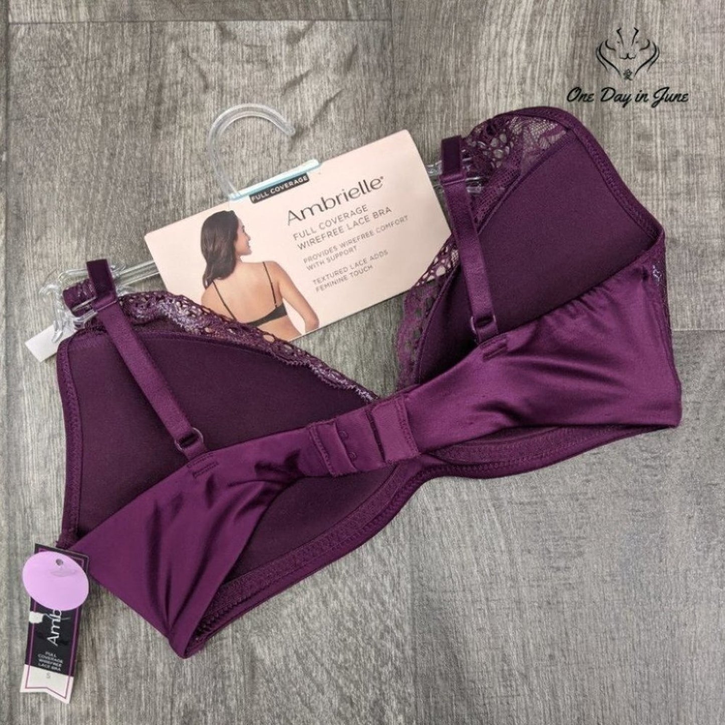 Ambrielle Full Figure Wirefree Bra With Lace Size S