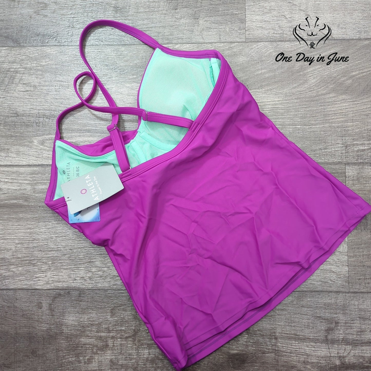 Athleta Twister Tankini Top Size 36 B/C