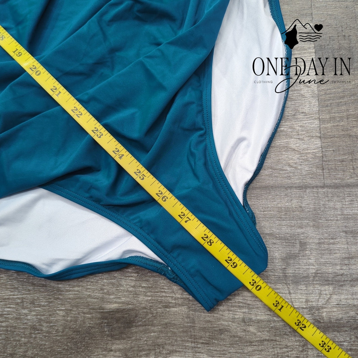 Eomenie Cutout Tie Front Ruched Tummy Control One Piece Swimsuit NWT Size XL