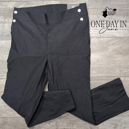 Rafaella Pull on Capri Pants Size 8