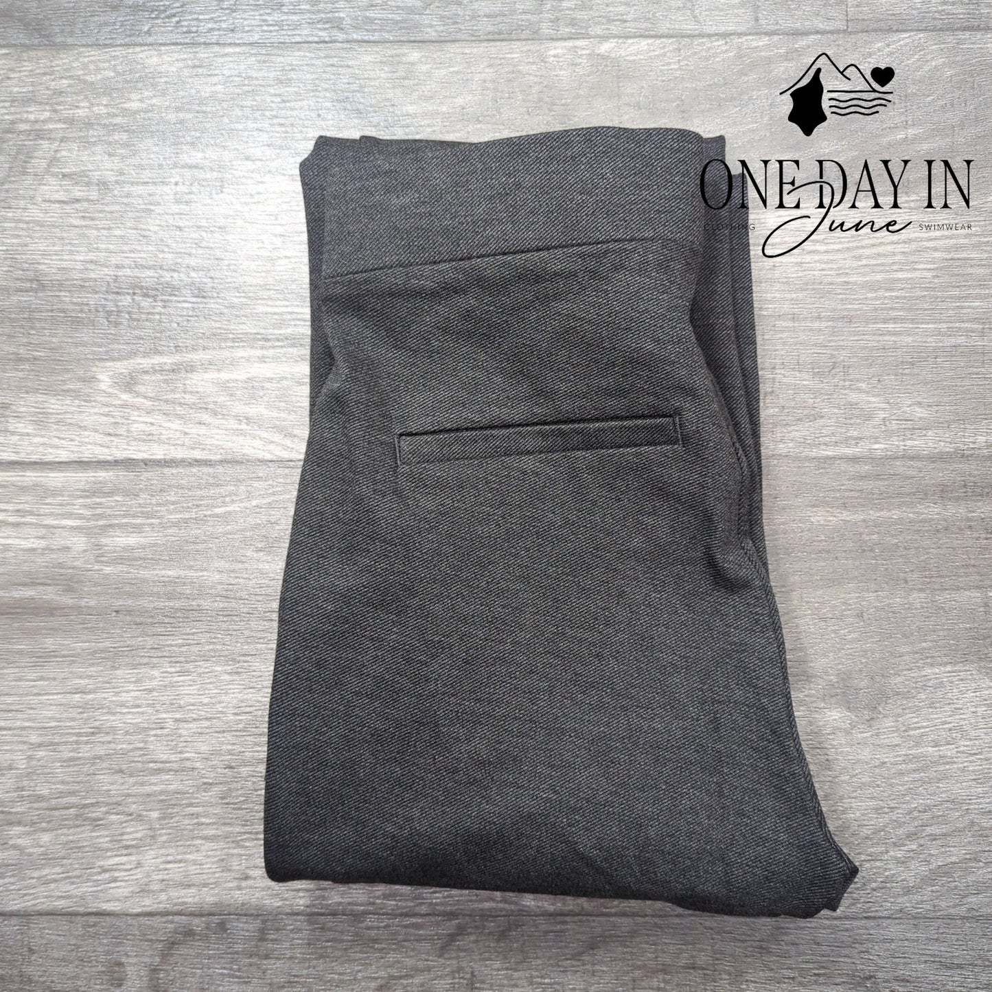 Loft Pull On Straight Leg Pants Size XS