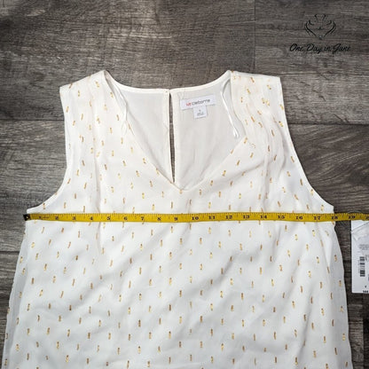 Liz Claiborne Crema Sleeveless Top Size S