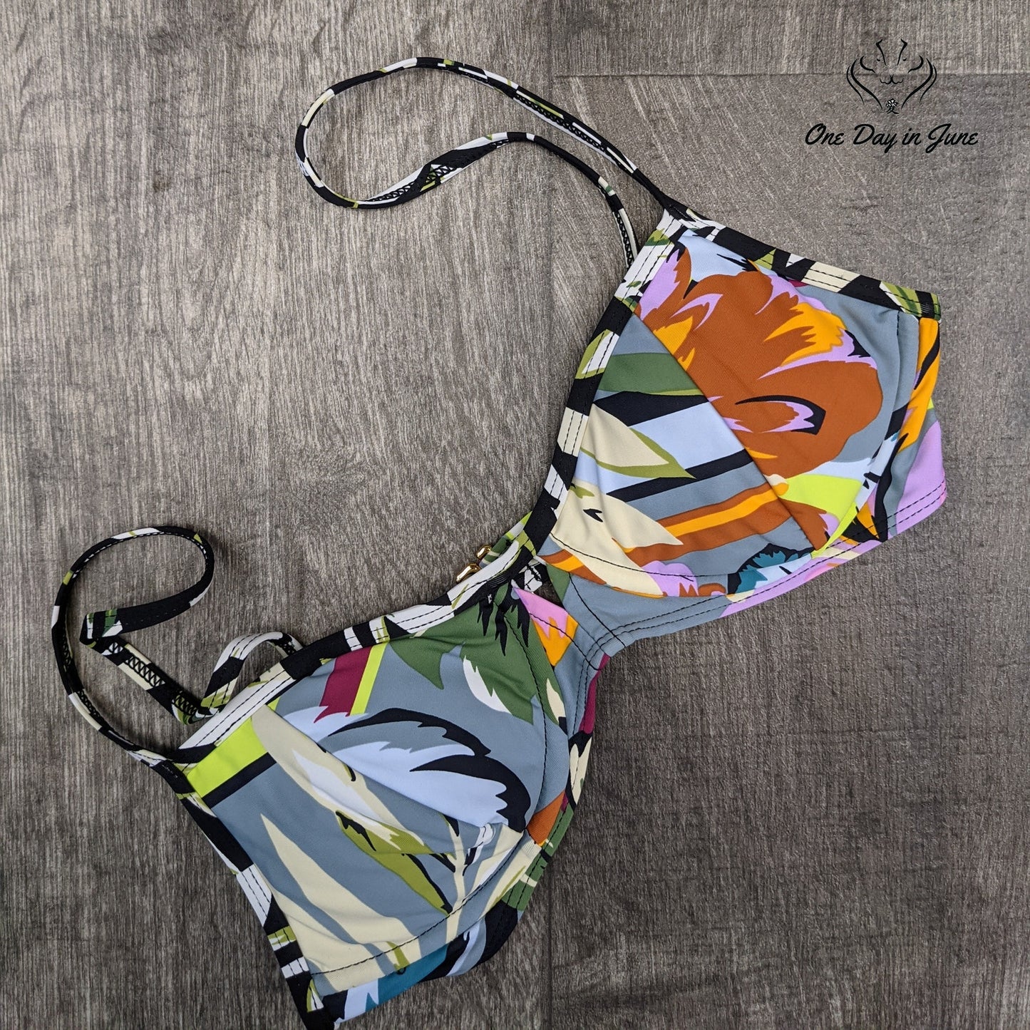 BCBGeneration Underwire Bikini Top Swimsuit Size XXS