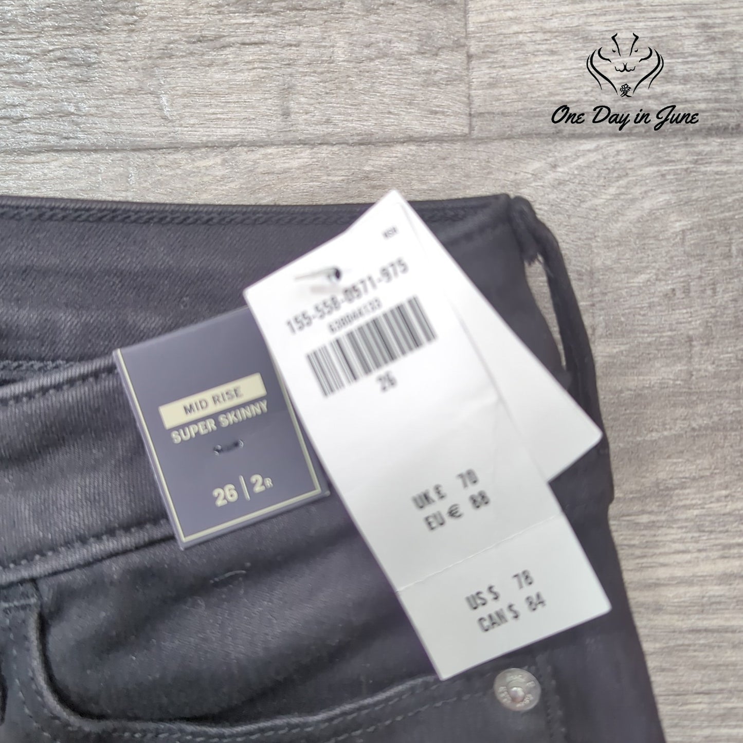 Abercrombie & Fitch Mid Rise Super Skinny Jeans Size 2