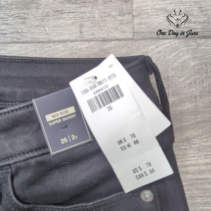 Abercrombie & Fitch Mid Rise Super Skinny Jeans Size 2