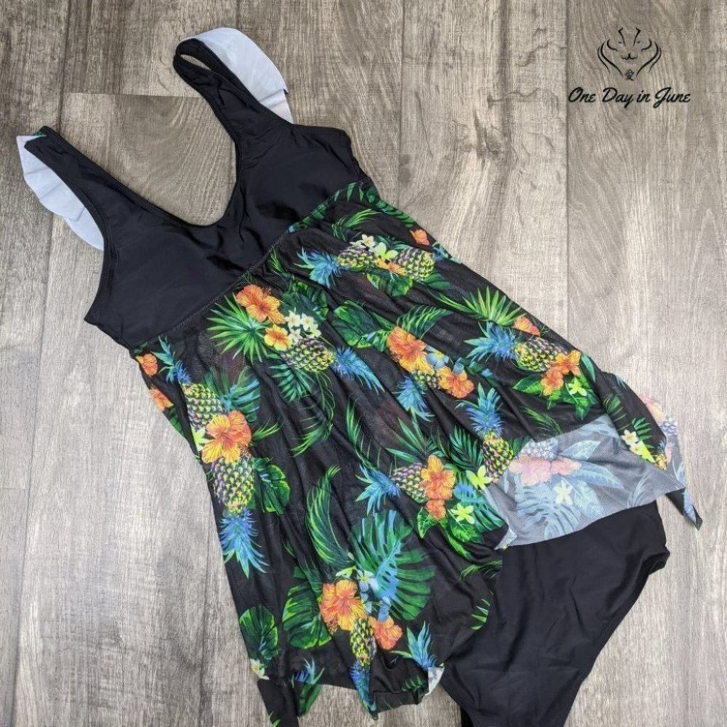 Holipick V Neck Mesh Tankini Swimsuit Size M