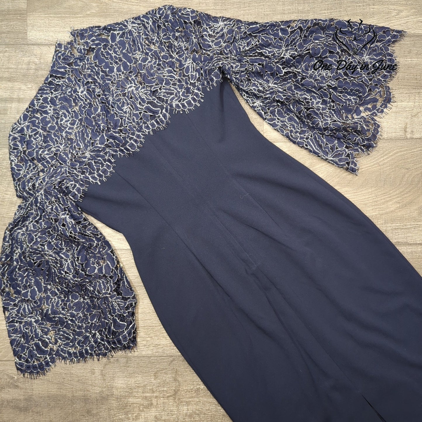 Eliza J Half Bell Sleeve Dress Size 2