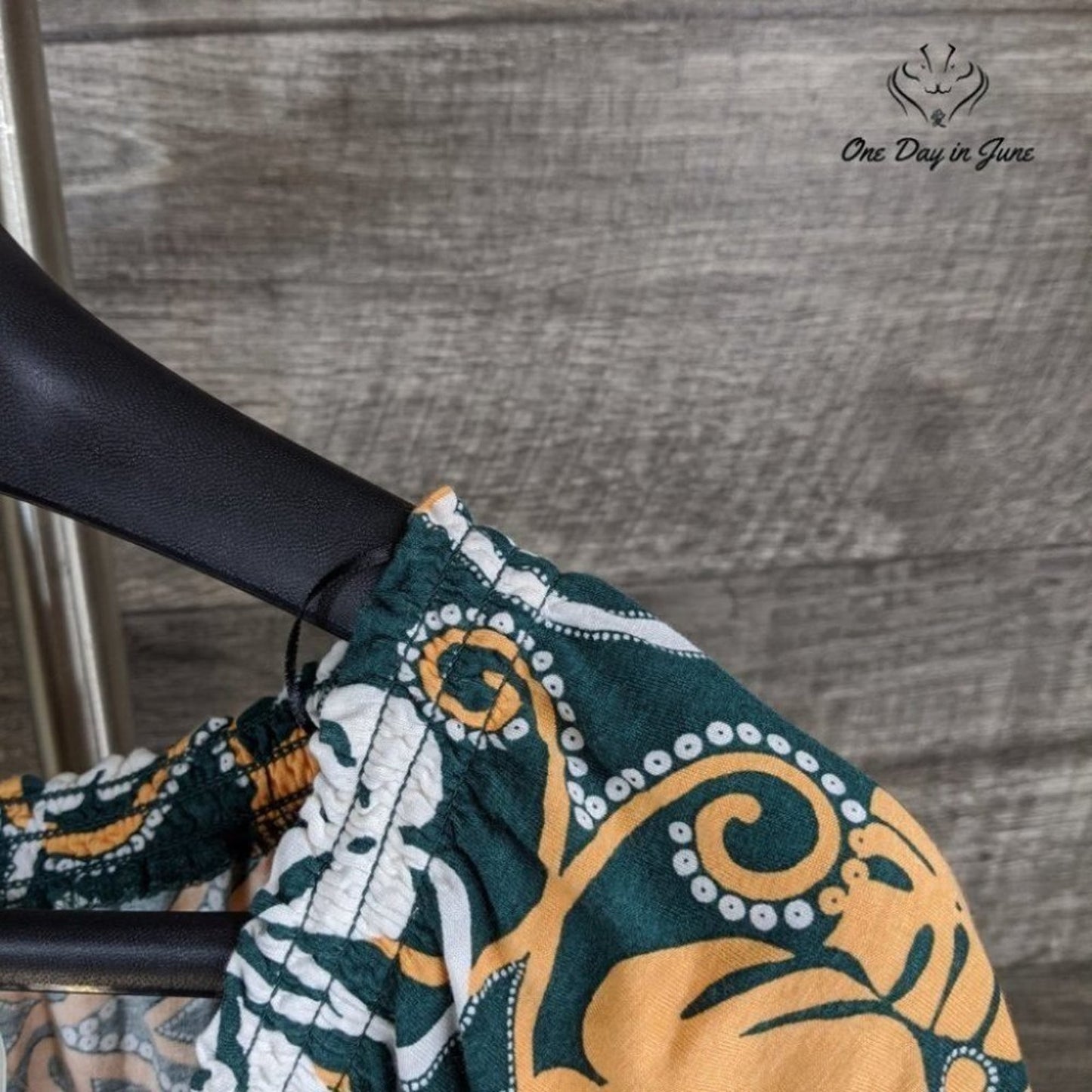 H&M Short Sleeve Top Size XS