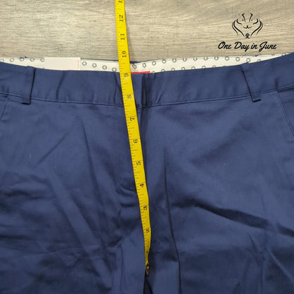 Izod Women's Stretch Flat Front Chino Shorts Navy Blue NWT Size 2