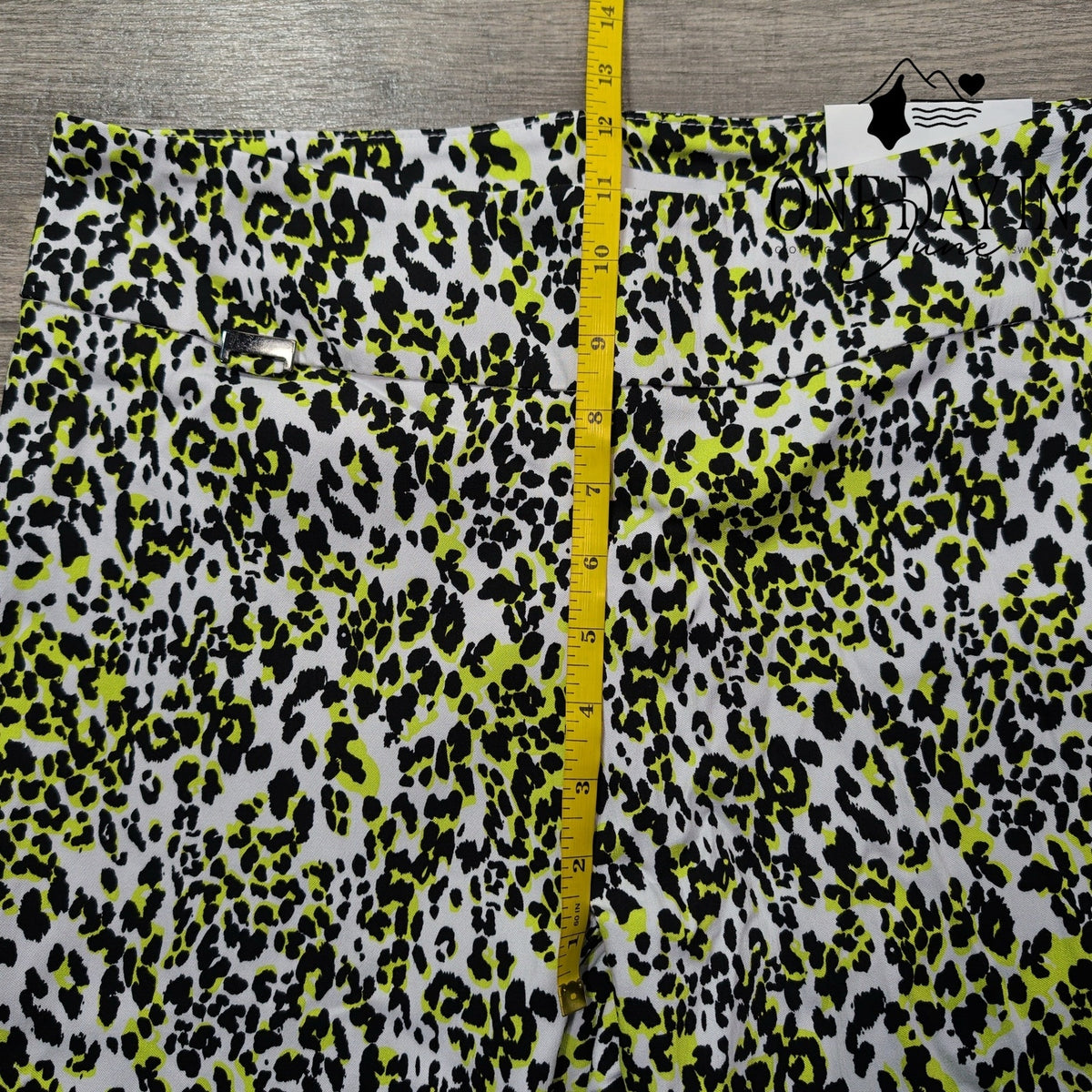 Peck & Peck Eva Crop Leopard Print Straight Leg Pants White Neon NWT Size 12