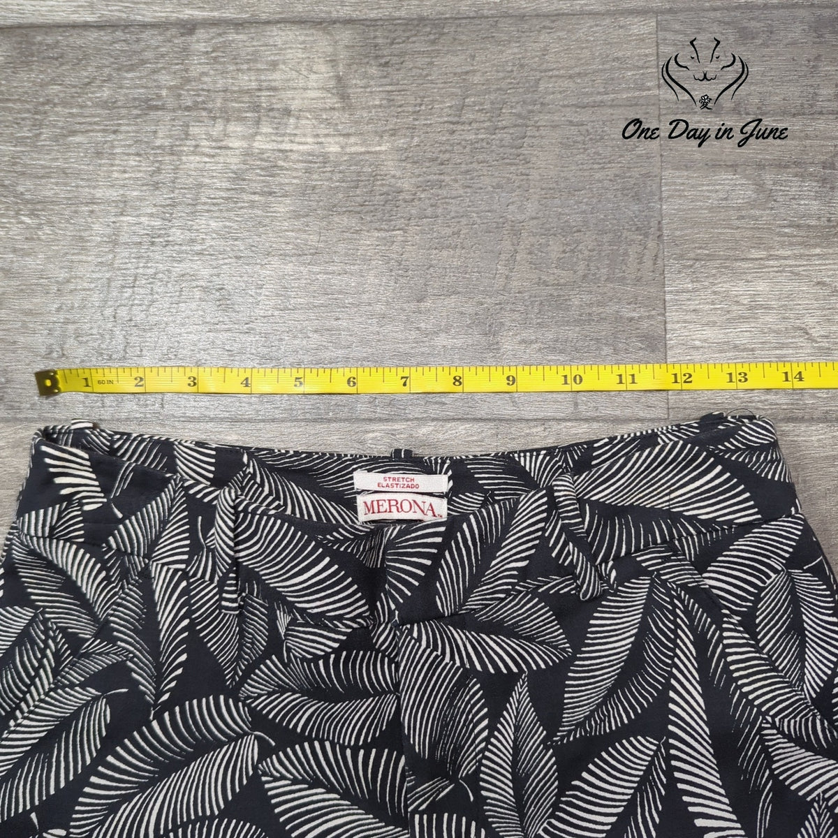 Merona Tropical Leaf Print Stretch Ankle Pants Black White Size 2