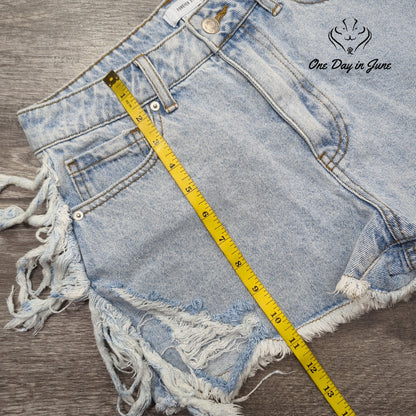 Forever 21 Denim Shorts Size 27 (4)