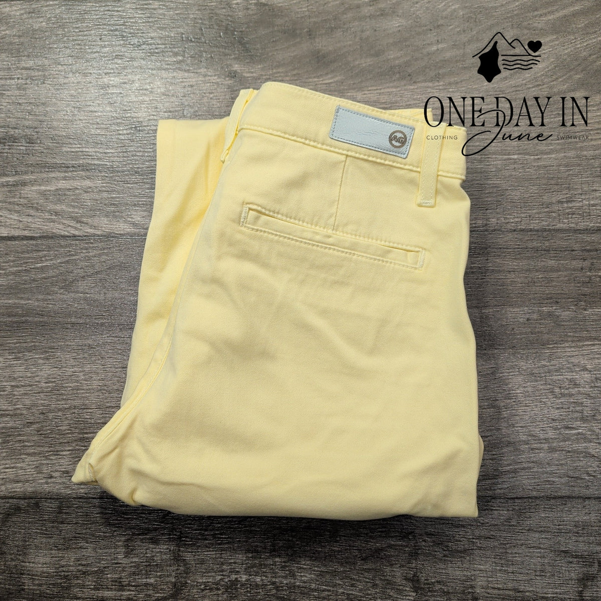 AG Adriano Goldschmied The Caden Tailored Trouser Pants Yellow NWT Size 4 (27)