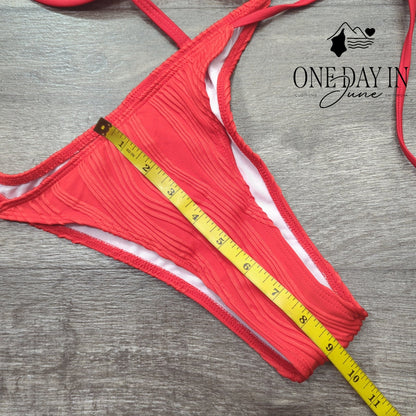 CharmLeaks Underwire Halter Bikini Swimsuit Coral Red Ribbed Tie Side Size M