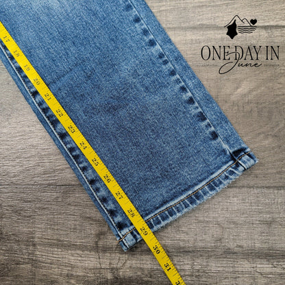 KanCan Straight Leg Jeans Size 28X29