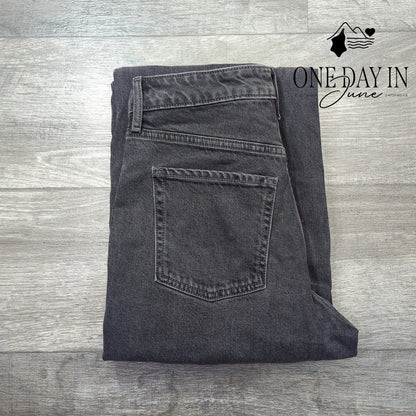 Old Navy Sky Hi Wide Leg Jeans Extra High Rise Washed Black NWT Size 2