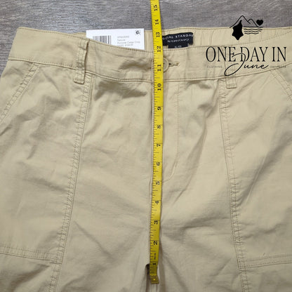 Social Standard by Sanctuary Portside Cargo Crop Pants Natural NWT Size XL