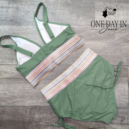 Blooming Jelly V Neck High Waist Bikini Swimsuit Size M