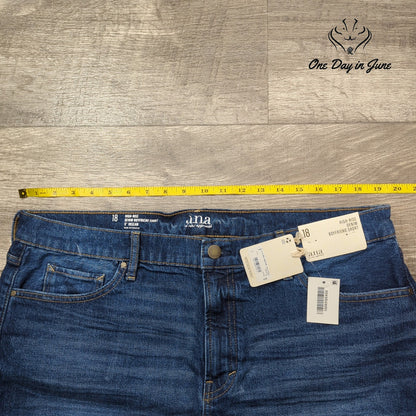 a.n.a High Rise Denim Boyfriend Shorts Size 18