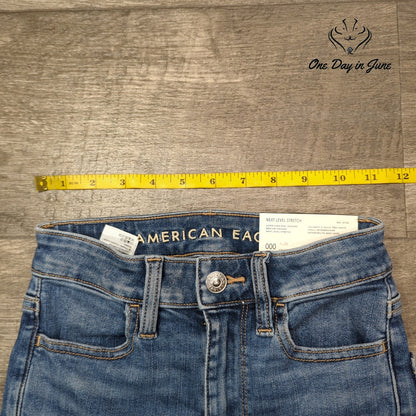 American Eagle Outfitters Super High Rise Jegging Short Medium Wash NWT Size 23
