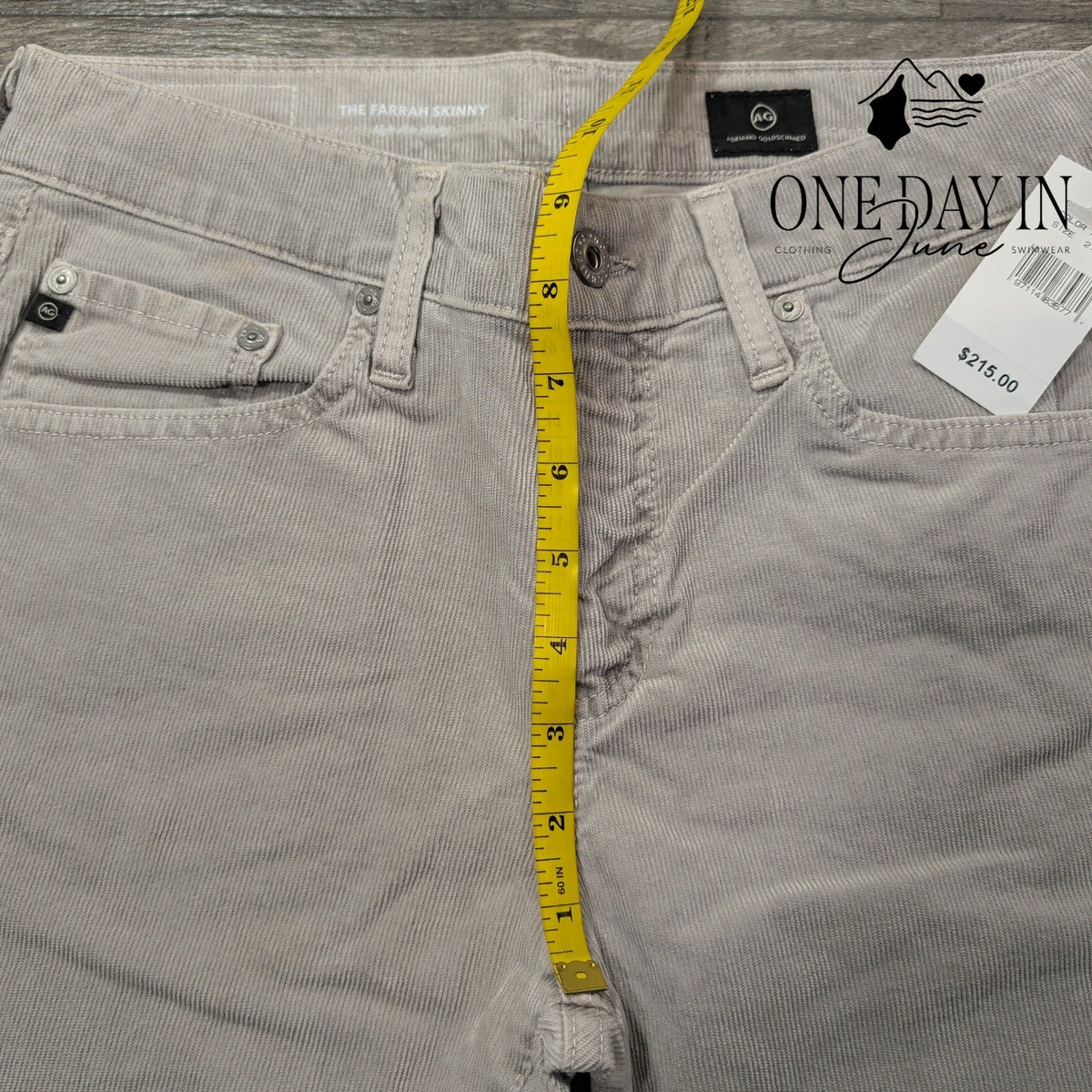 AG Adriano Goldschmied The Farrah Skinny High Rise Corduroy Pants NWT Size 4