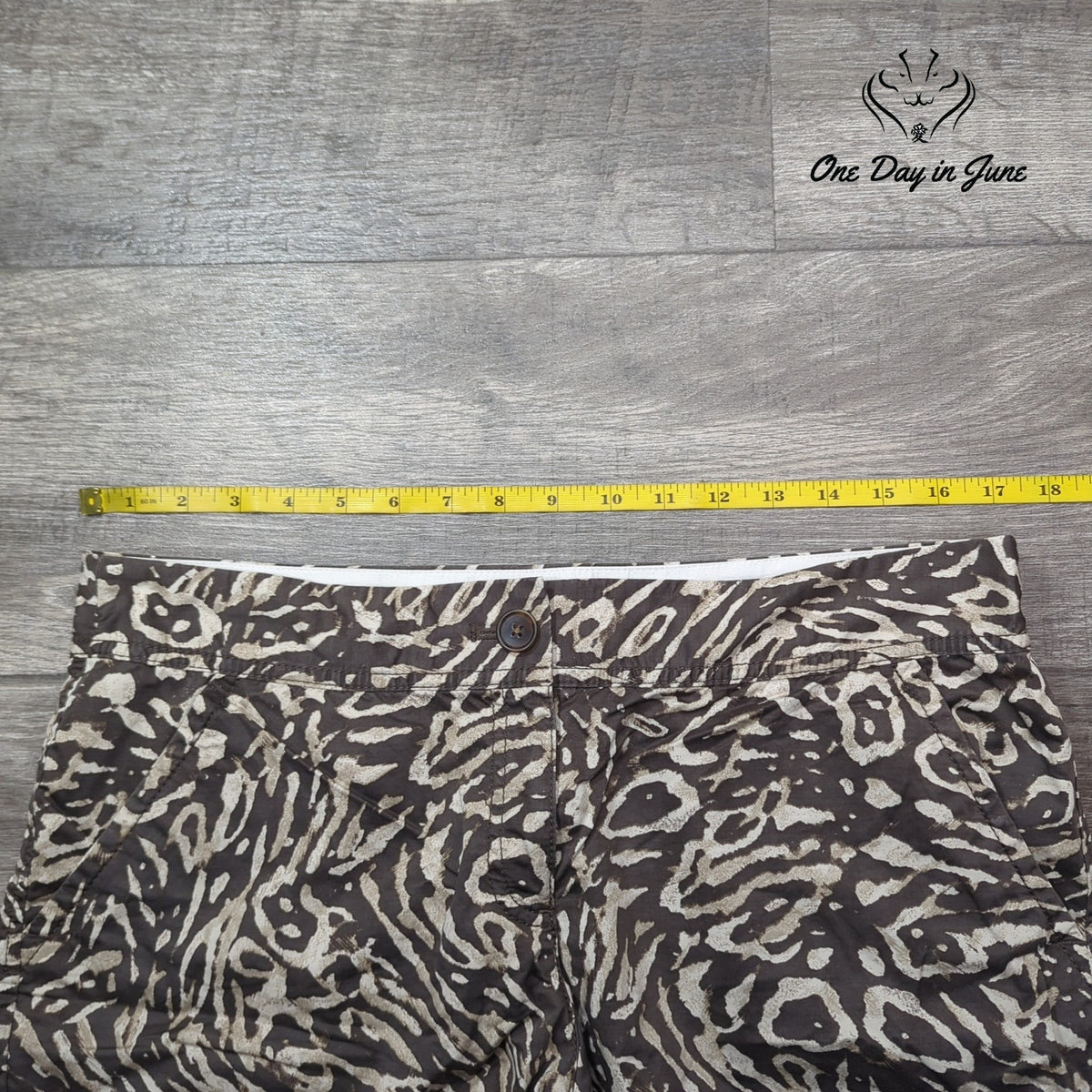 Loft Flat Front Shorts Black Beige Animal Print Casual Size 8