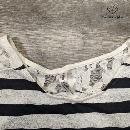 Bobbie Brooks Women's Lace Accent Short Sleeve Striped Top Size M