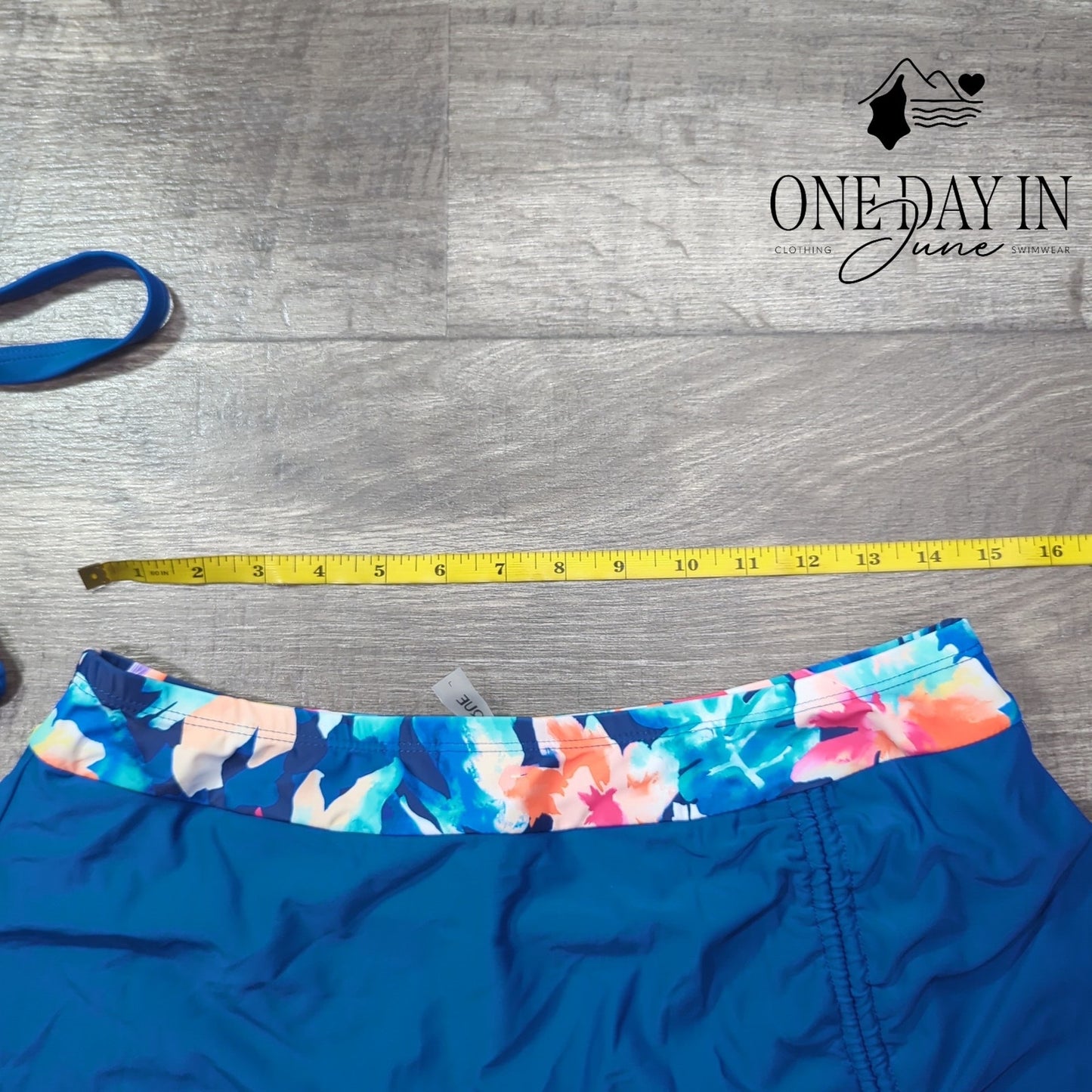 Yonique Skirted Tankini Swimsuit Size L