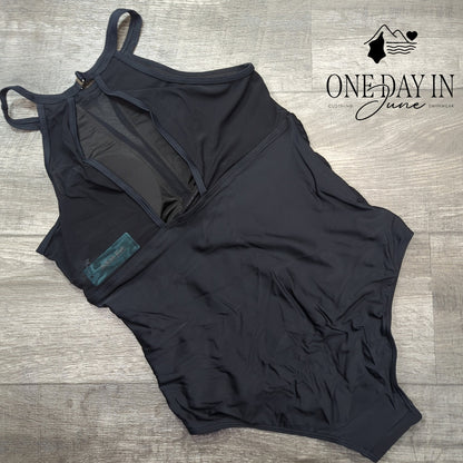Aqua Eve Plus Size High Neck Mesh Ruched One Piece Swimsuit Black NWT Size 14W