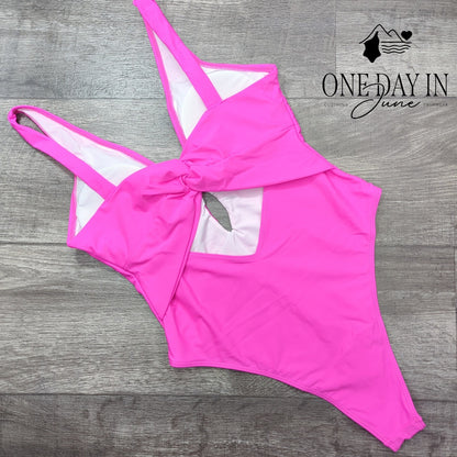 CharmLeaks Ring Front Twist Back High Cut One Piece Swimsuit Size L