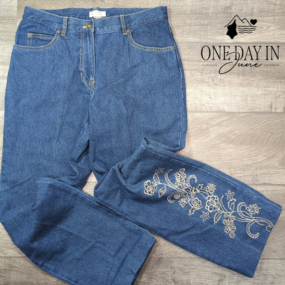 Christopher & Banks Embroidered Hemmed Straight Leg Jeans Size 12