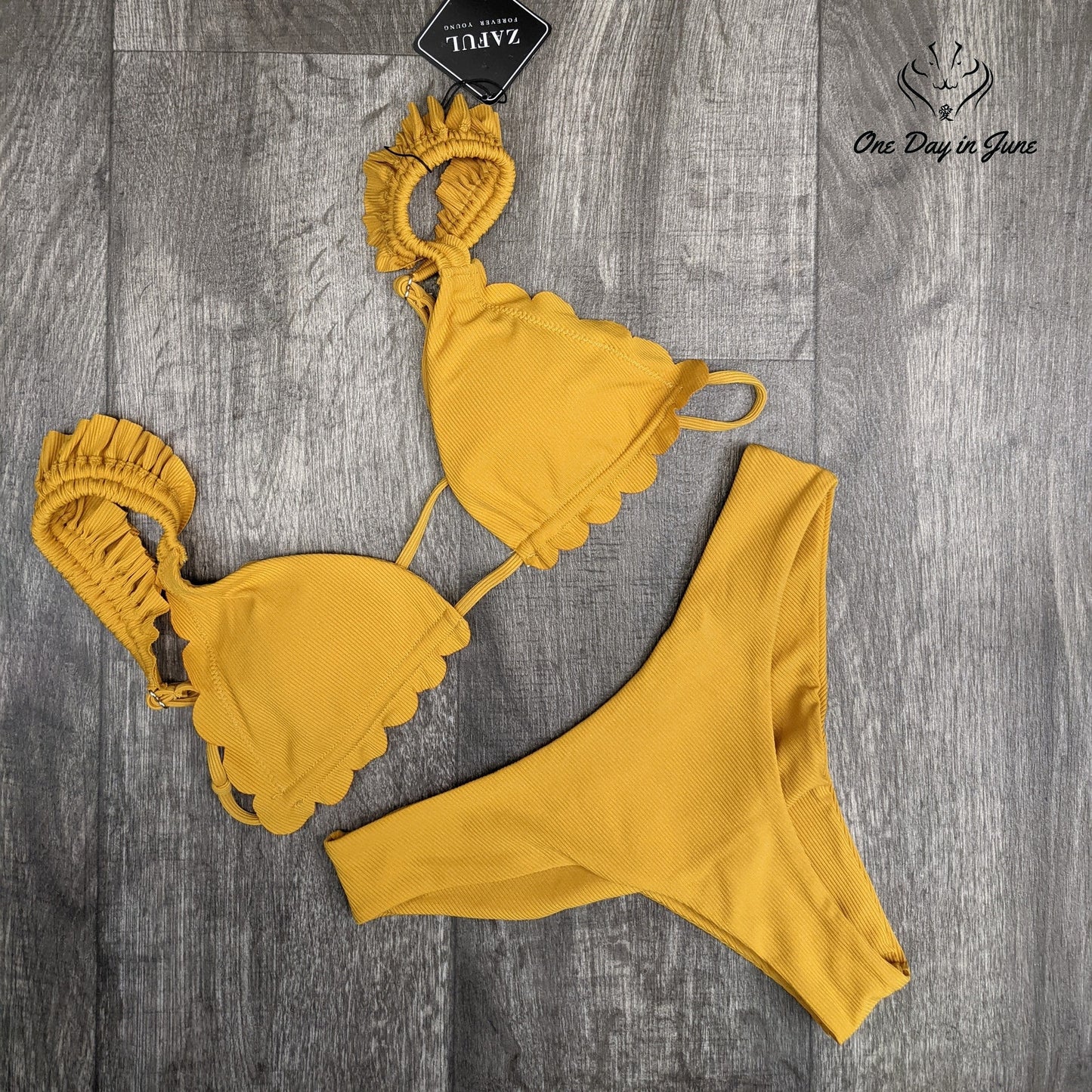 Zaful Ruffle Triangle Bikini Swimsuit Size M