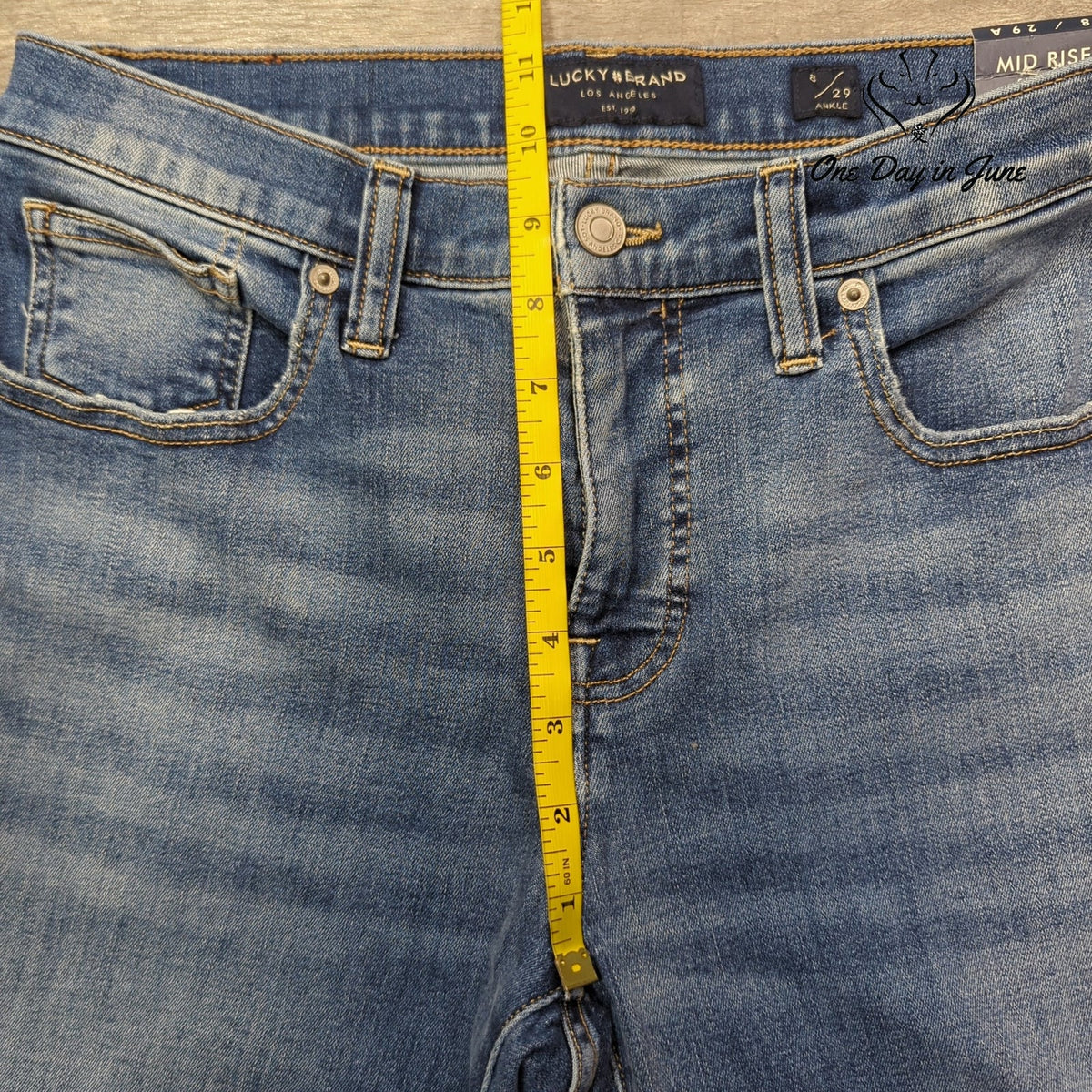 Lucky Brand Mid Rise Skinny Jeans Blue Denim NWT Size 8