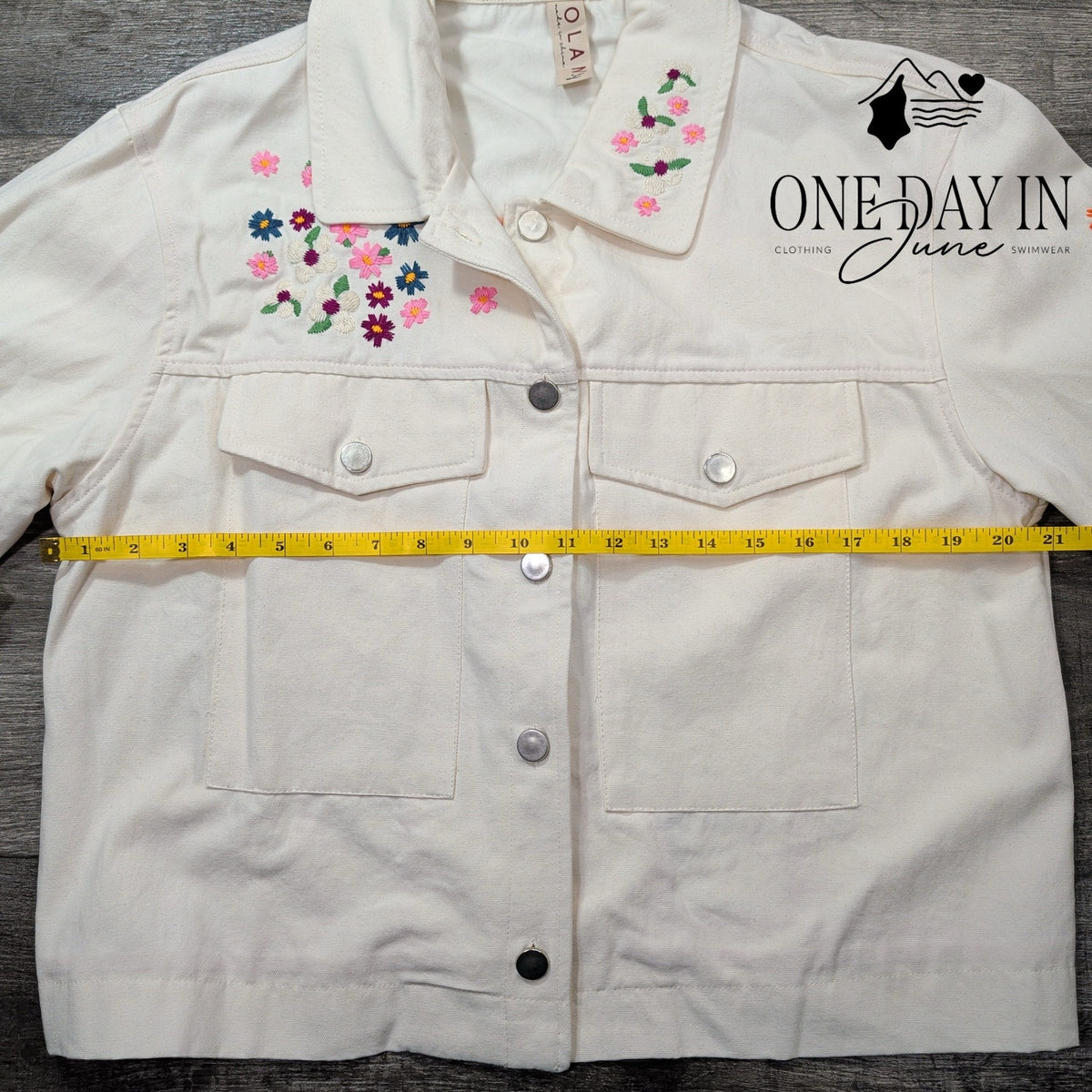 Dolan Anthropologie Floral Embroidered Denim Jacket Cream Size L