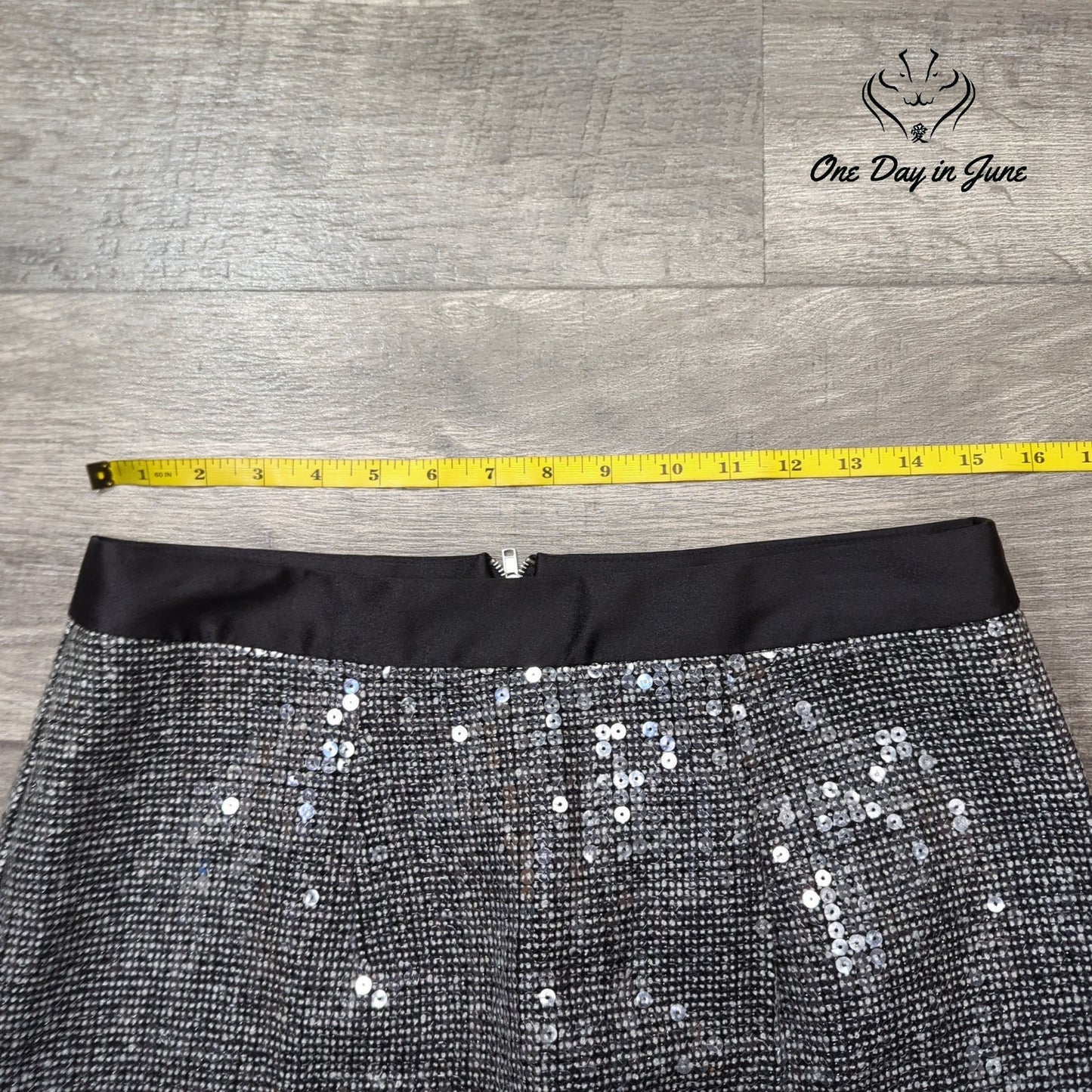 mark. Sequin Mini Skirt Size L