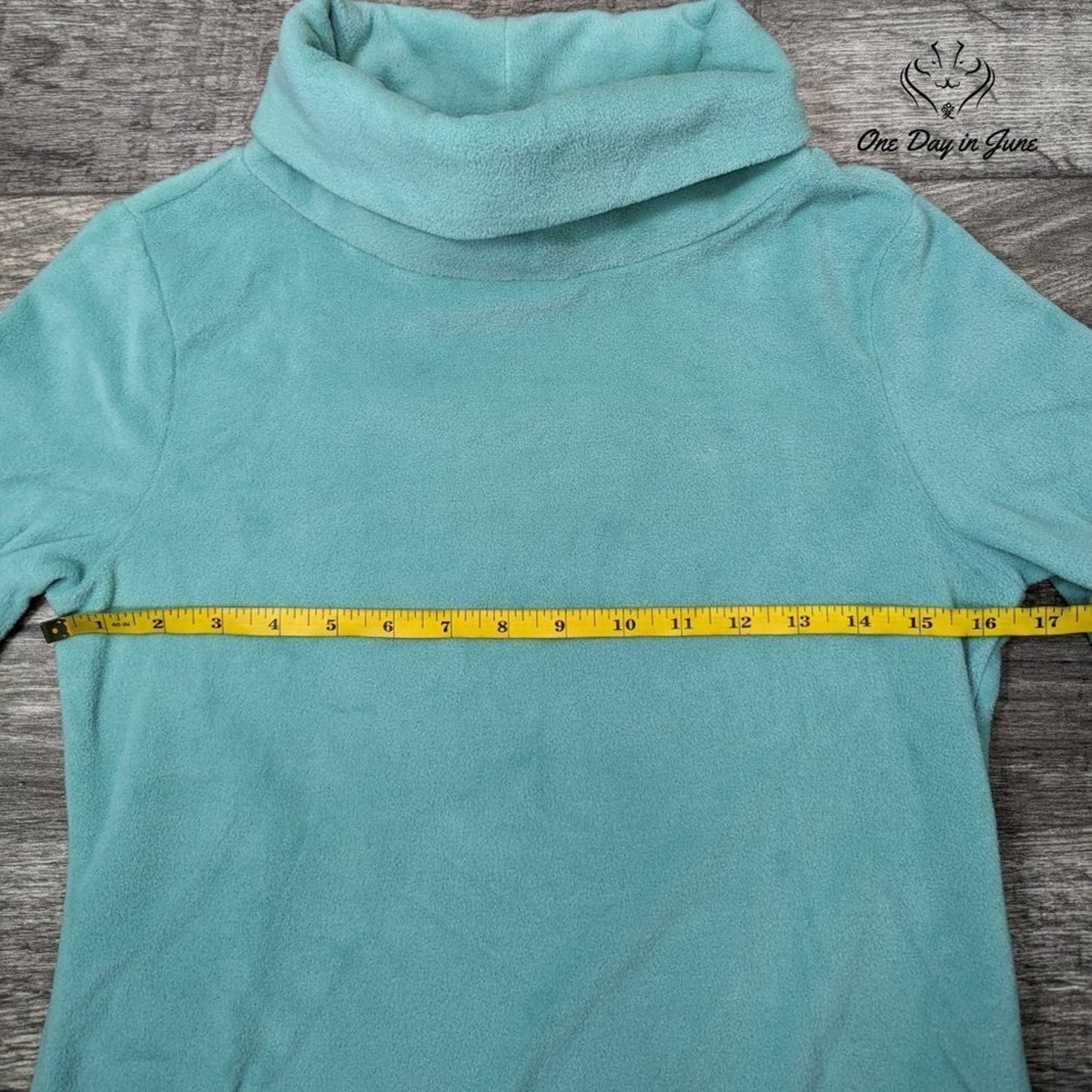 Talbots Petite Fleece Long Sleeve Pullover Top Size P