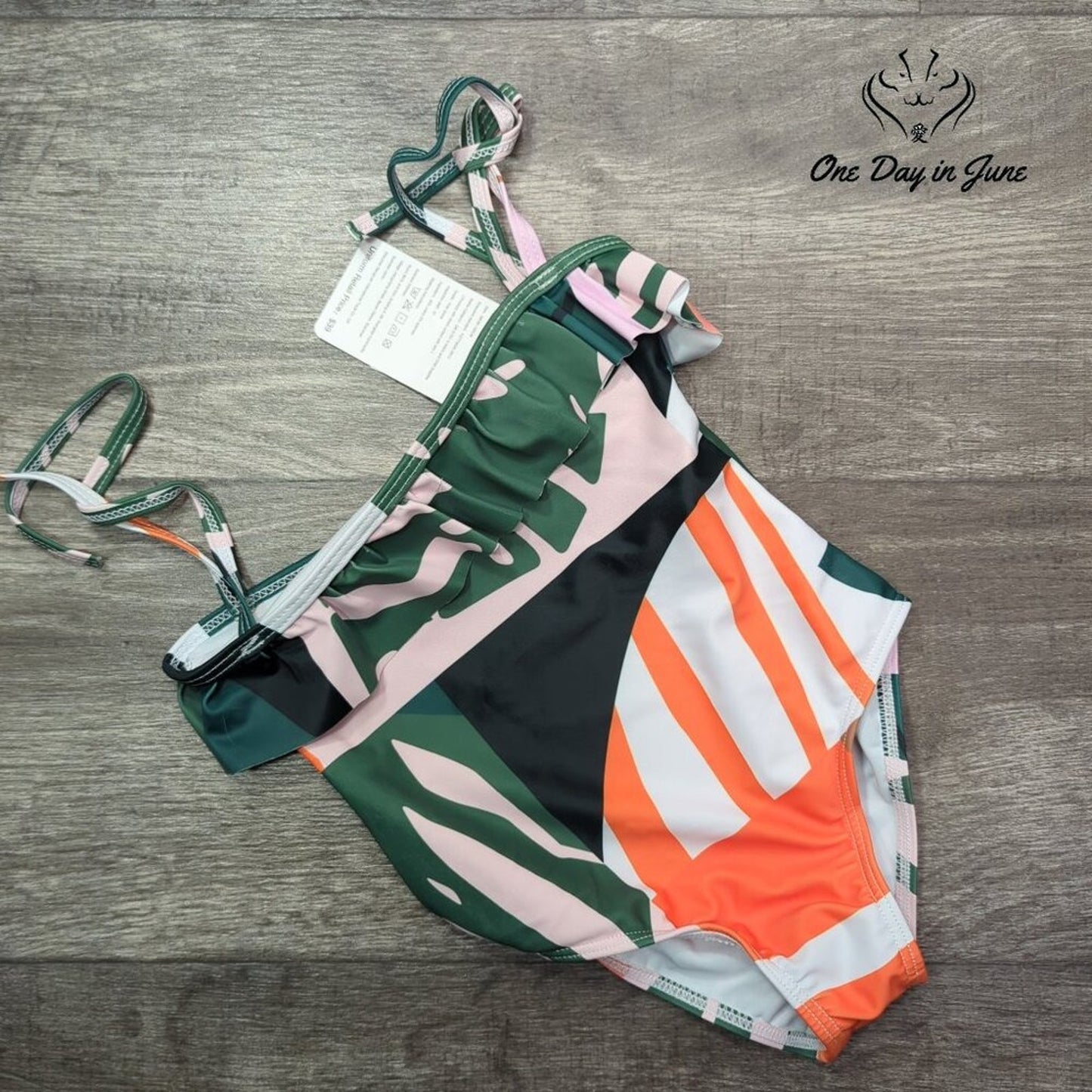 Aclonar Ruffle One Piece Swimsuit Size 2-3 Yrs
