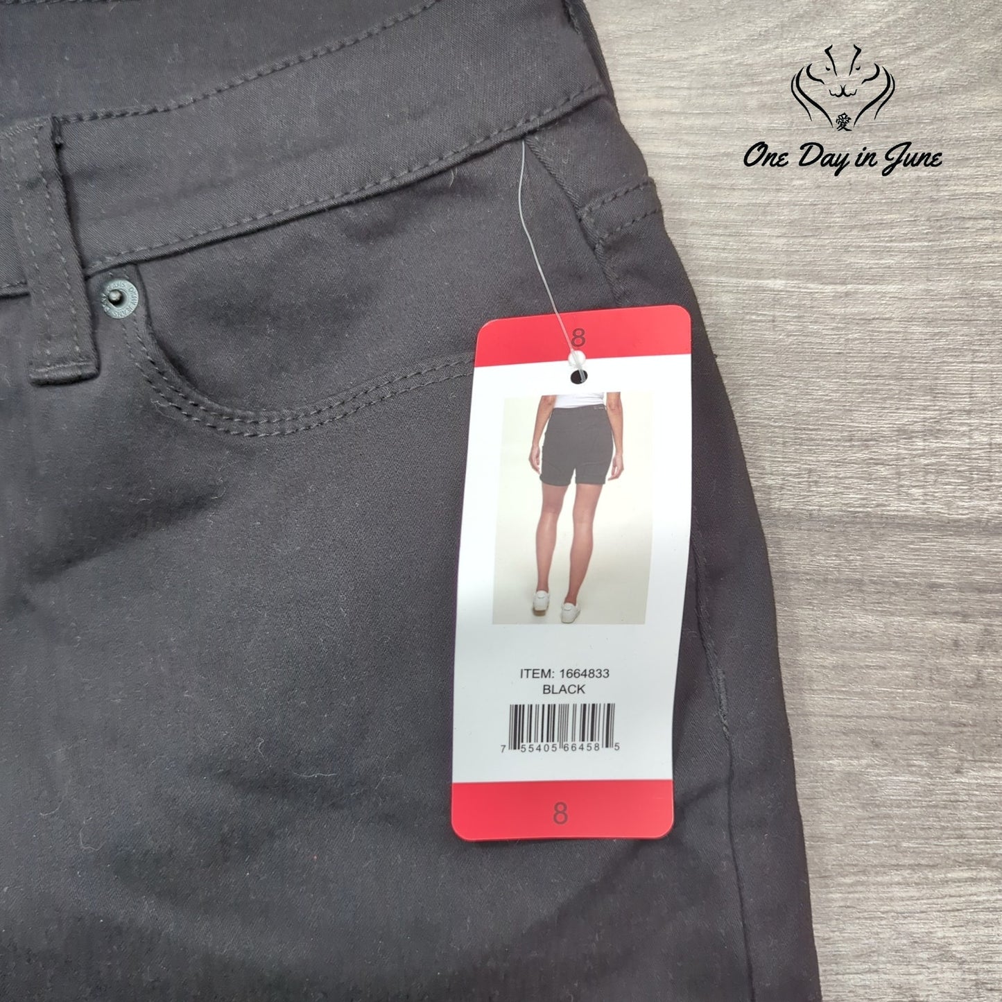 DKNY Jeans Bermuda Shorts Size 8