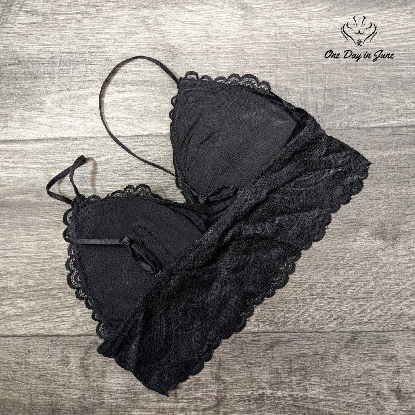 Amzbrly Padded Lace Bra Size M