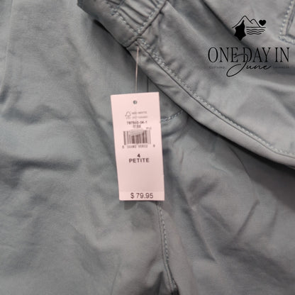 Gap Petite Comfort Waist Tapered Leg Pants Size 4P