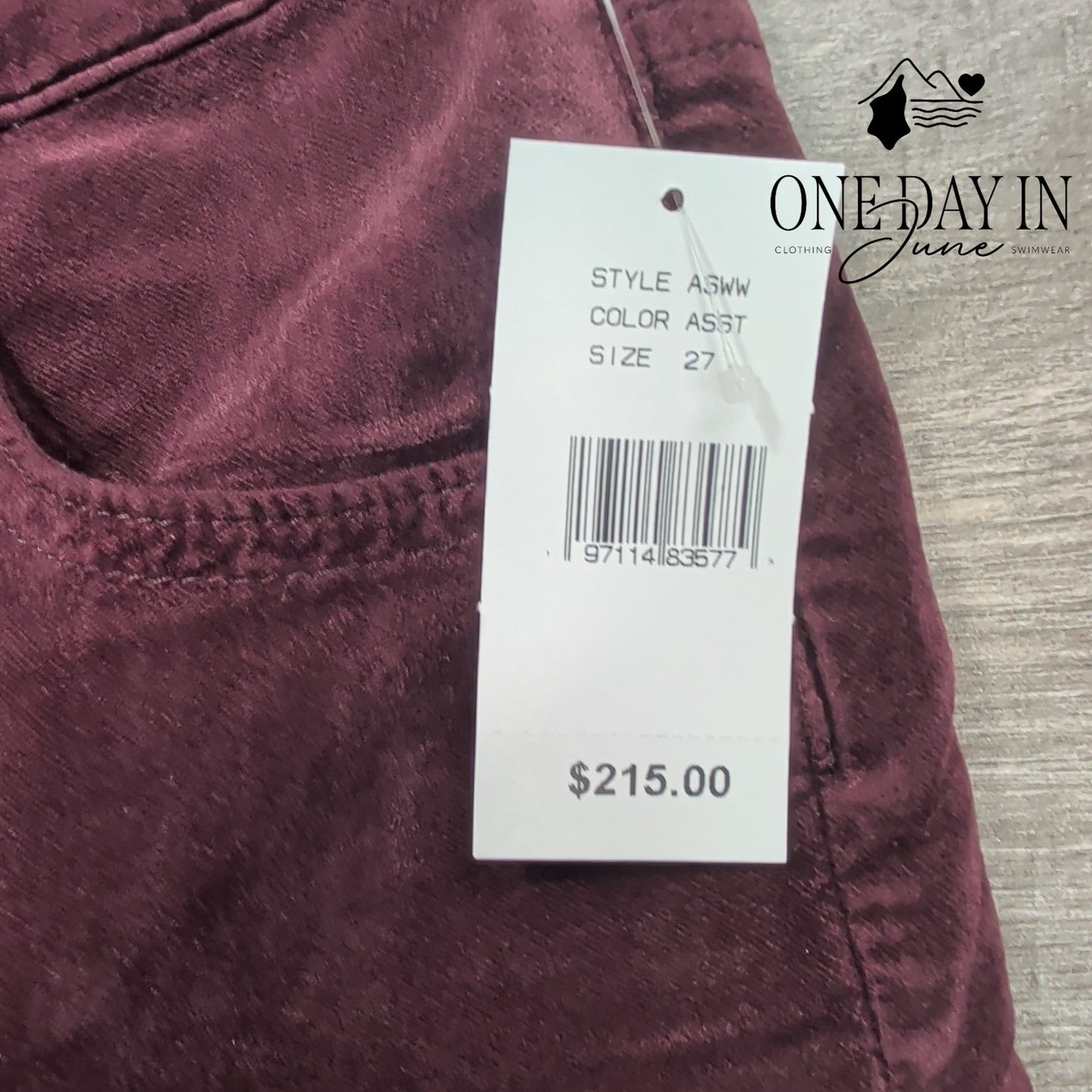 AG Adriano Goldschmied Isabelle Velvet Jeans Burgundy High Rise NWT Size 4 (27)
