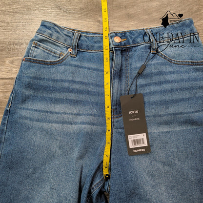 Express High Rise Jean Shorts Size 6
