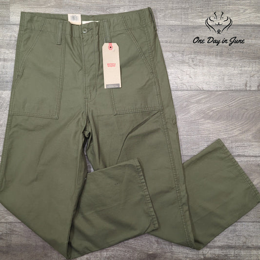 Levi's Ribcage Straight Utility Pants Olive Green High Rise NWT Size 31X29