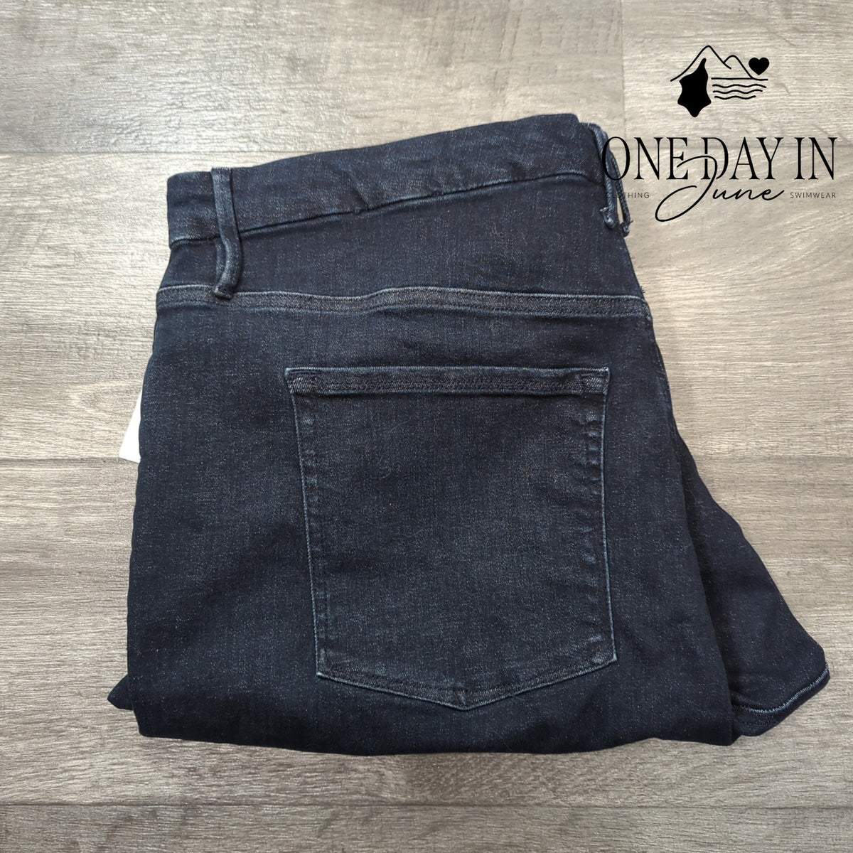Good American Good Petite Skinny Ankle Jeans Dark Wash NWT $155 Size 28P