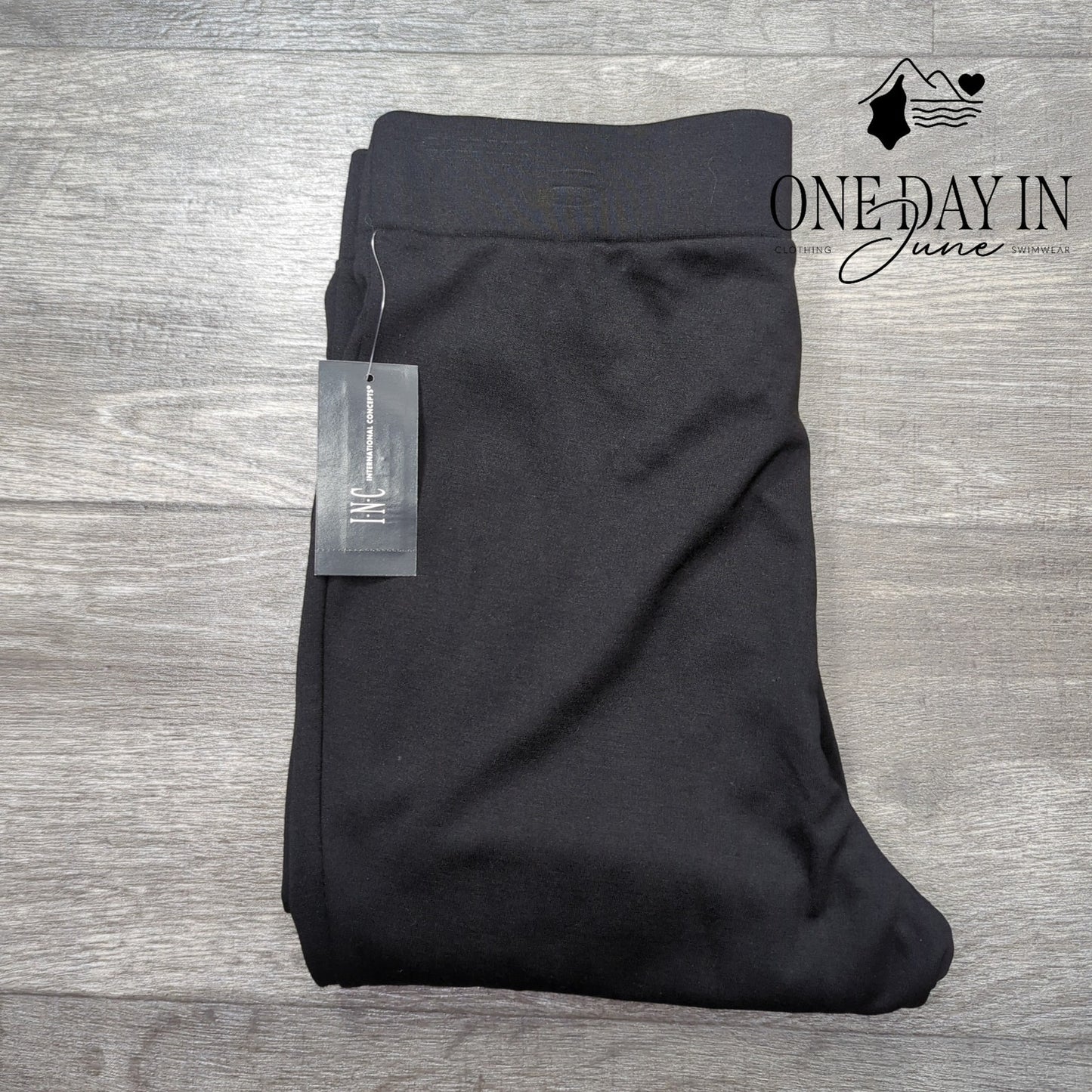 INC International Concepts High Rise Rose Accent Comfort Waist Leggings Size M