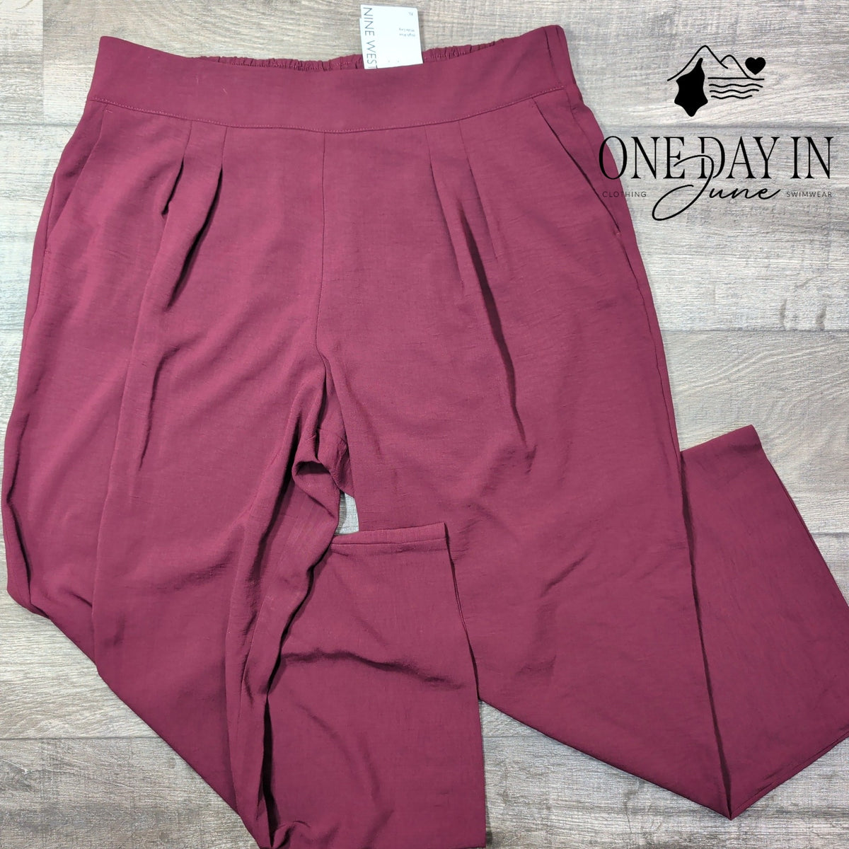 Nine West High Rise Pull On Wide Leg Pants Burgundy NWT Size XL