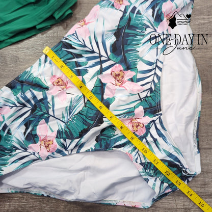 Yonique Plus Size Twist Front Tankini Swimsuit Size 20W