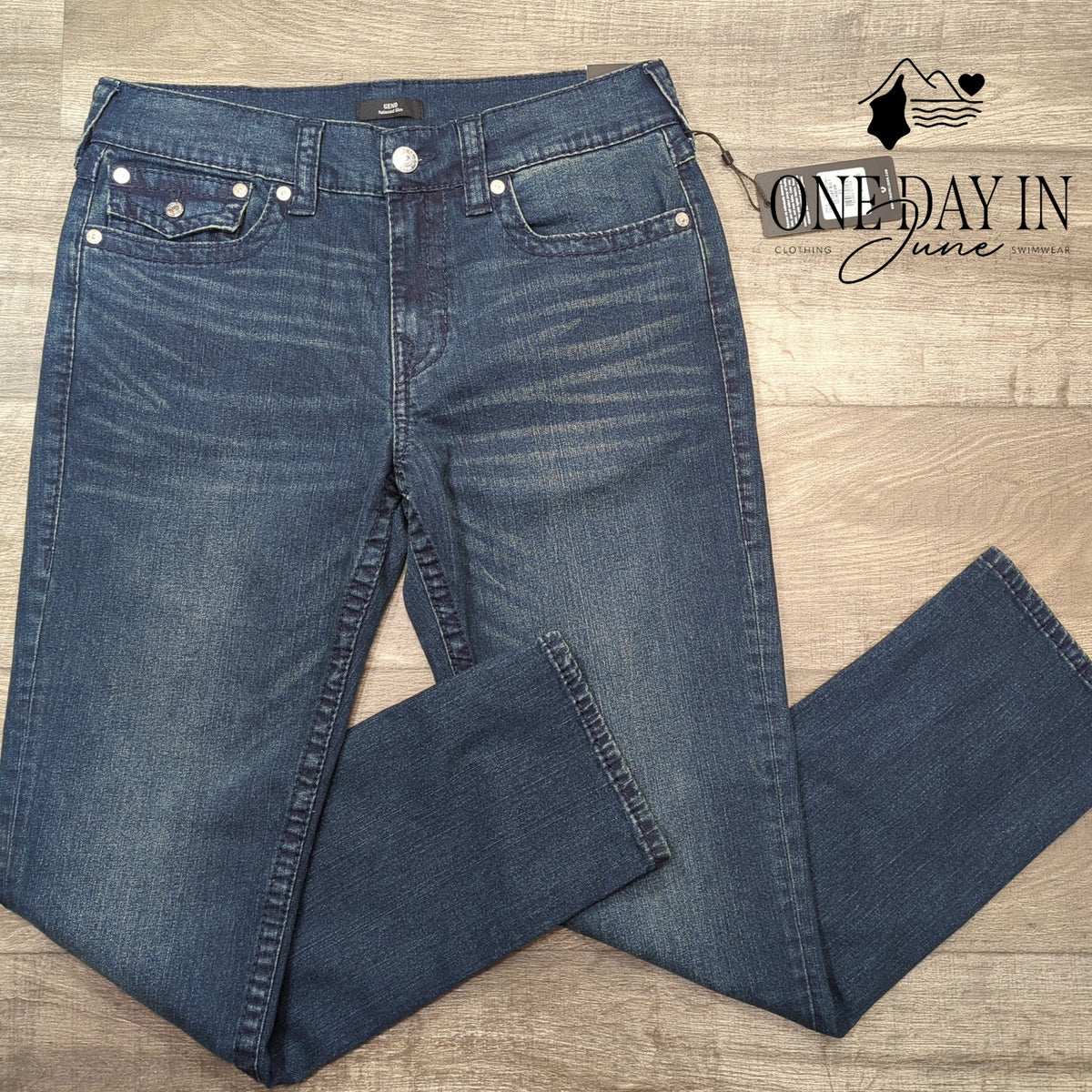 True Religion Geno Flap Big T Relaxed Slim Jeans Men's Blue NWT Size 33X32